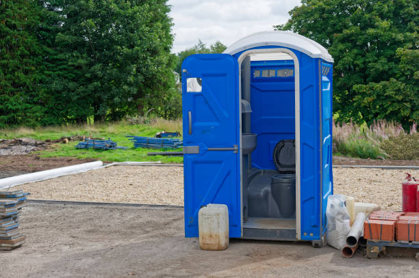 Best Restroom Trailer for Weddings  in Lyndhurst, VA